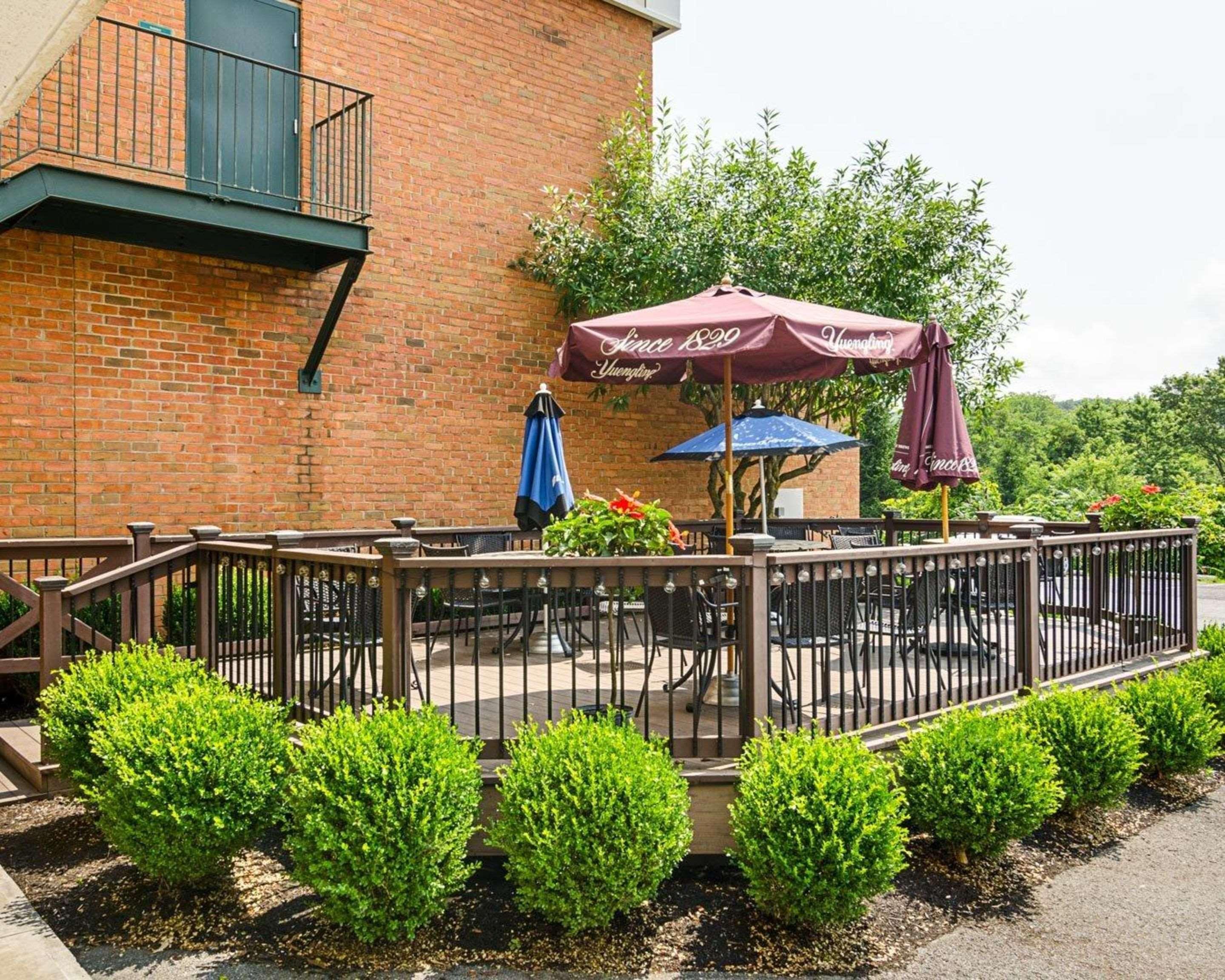 Quality Inn Льюісберґ Екстер'єр фото